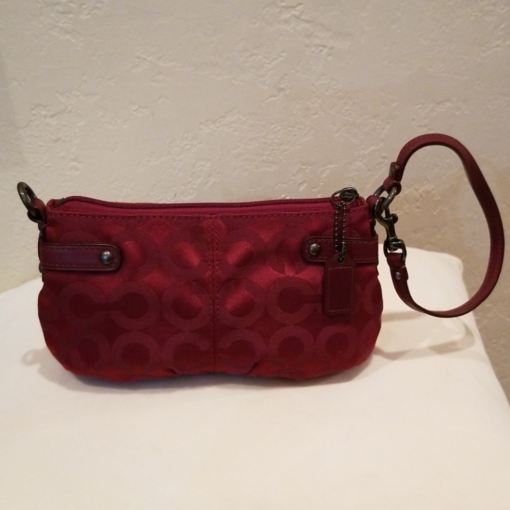 Authentic Coach mini handbag - Picture 5 of 6